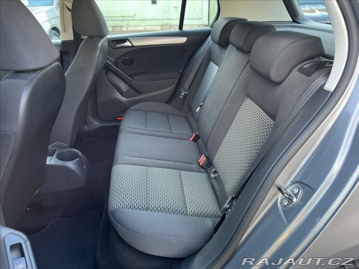 Volkswagen Golf 1,6 MPi 75kW VI. 5dv. 2009