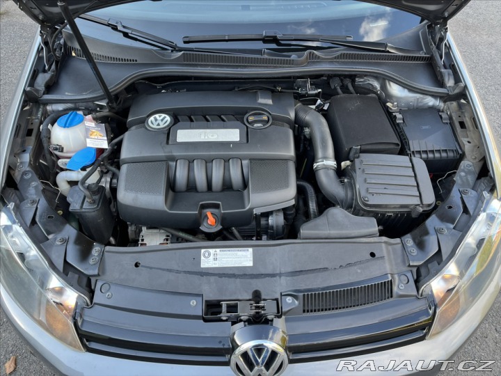 Volkswagen Golf 1,6 MPi 75kW VI. 5dv. 2009