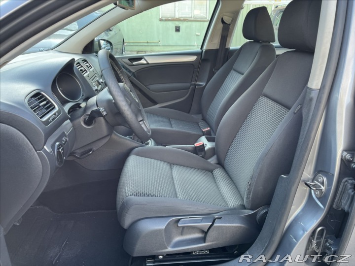 Volkswagen Golf 1,6 MPi 75kW VI. 5dv. 2009