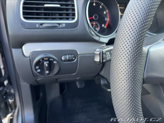 Volkswagen Golf 1,6 MPi 75kW VI. 5dv. 2009