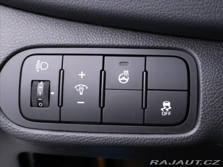 Kia Carens 1,7 CRDi 85kW CZ Comfort 2017