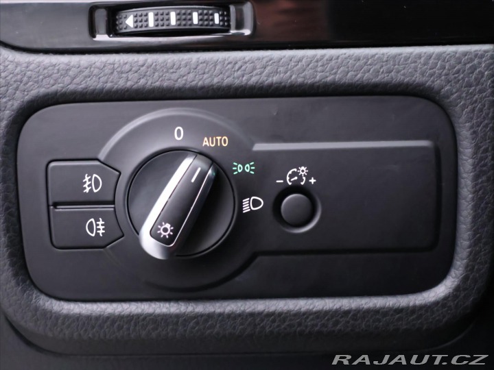 Volkswagen Touareg 3,0 TDI 193kW CZ Masaj DP 2017