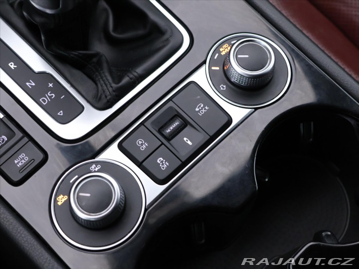 Volkswagen Touareg 3,0 TDI 193kW CZ Masaj DP 2017