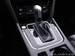 Volkswagen Passat 1,5 TSI DSG Business CZ D 2022