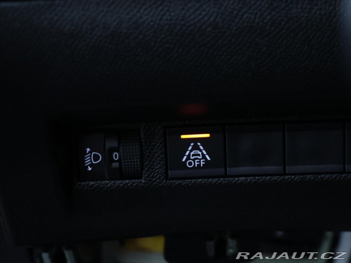 Peugeot 2008 1,2 PT 96kW Aut. LED CZ 1 2021