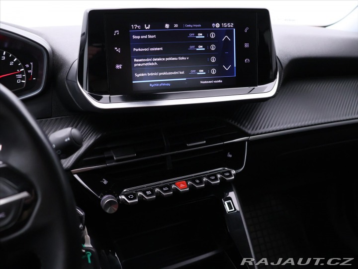 Peugeot 2008 1,2 PT 96kW Aut. LED CZ 1 2021