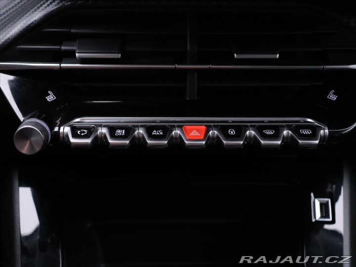 Peugeot 2008 1,2 PT 96kW Aut. LED CZ 1 2021