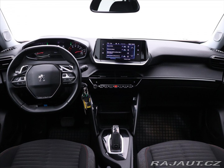 Peugeot 2008 1,2 PT 96kW Aut. LED CZ 1 2021