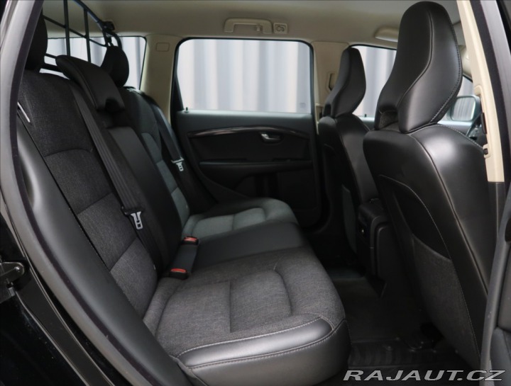 Volvo XC70 2,4 D NAVIGACE TAŽNÉ NOVÉ 2008