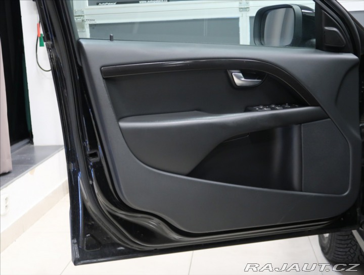 Volvo XC70 2,4 D NAVIGACE TAŽNÉ NOVÉ 2008