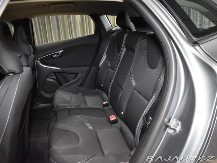 Volvo V40 1,5 Momentum 2018