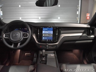 Volvo XC60 2,0 B4 AWD R-Design tažné 2022