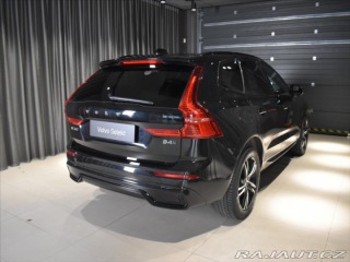 Volvo XC60 2,0 B4 AWD R-Design tažné 2022