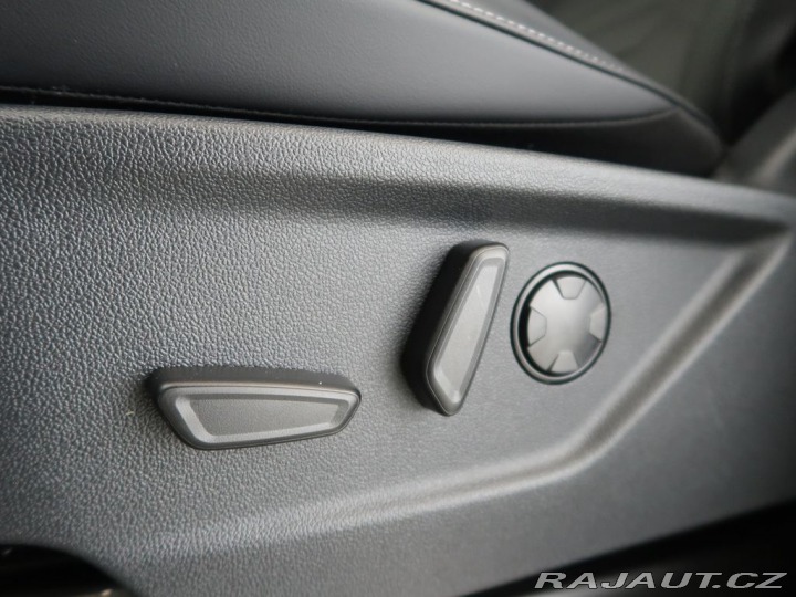 Ford Tourneo Custom BEV,160kW,Titánium X,záru 2025