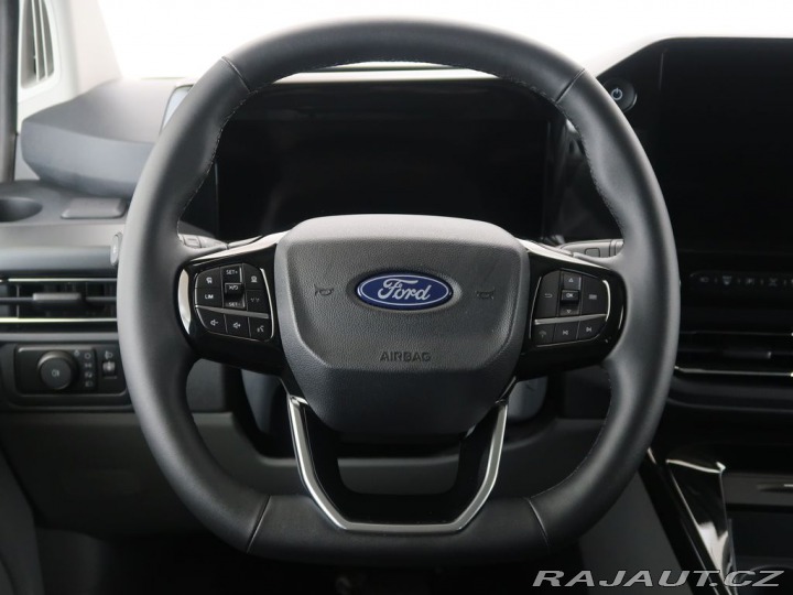 Ford Tourneo Custom BEV,160kW,Titánium X,záru 2025