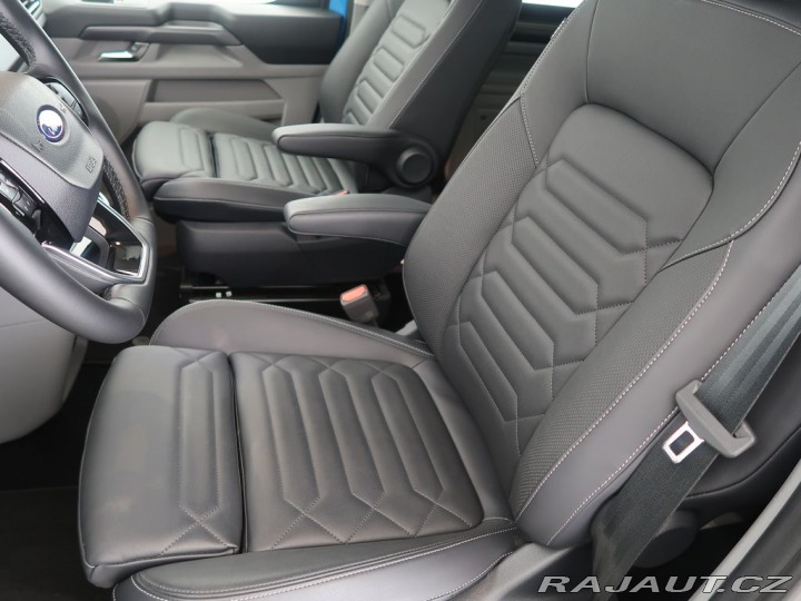 Ford Tourneo Custom BEV,160kW,Titánium X,záru 2025