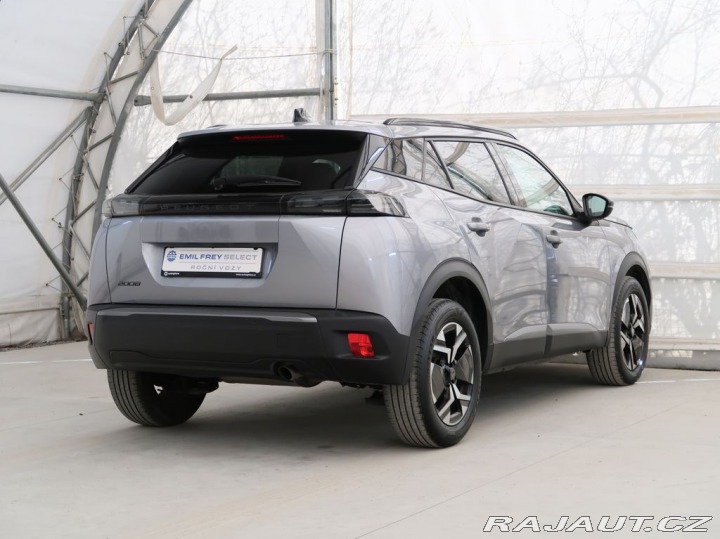 Peugeot 2008 1.2PureTech,74kW,ALLURE,M 1800