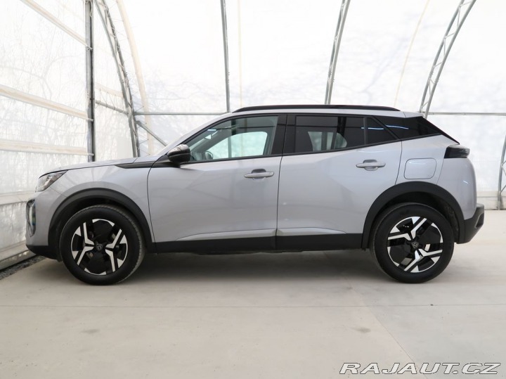 Peugeot 2008 1.2PureTech,74kW,ALLURE,M 1800