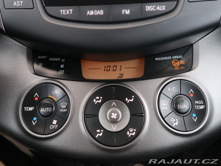 Toyota RAV4 1.8VVT-i,CVT,4x4,ActiveTr 2011