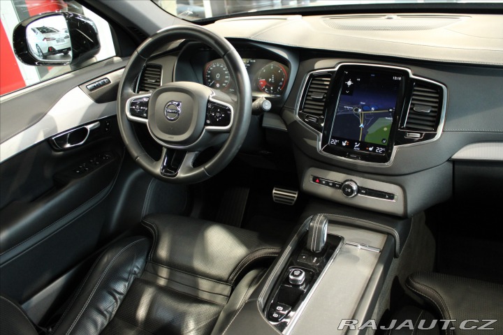Volvo XC90 B5 AWD 7 míst/PilotAssist 2021