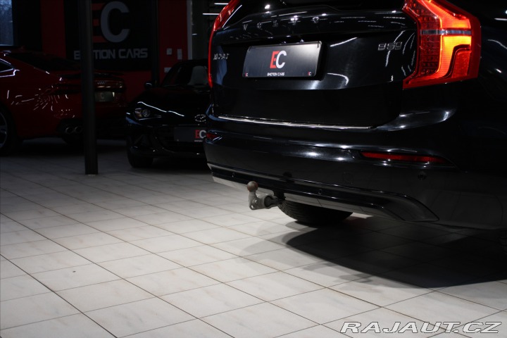 Volvo XC90 B5 AWD 7 míst/PilotAssist 2021