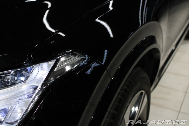 Volvo XC90 B5 AWD 7 míst/PilotAssist 2021