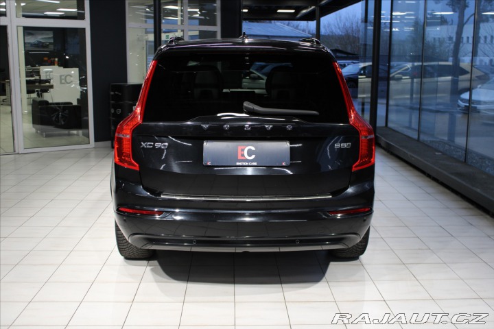 Volvo XC90 B5 AWD 7 míst/PilotAssist 2021
