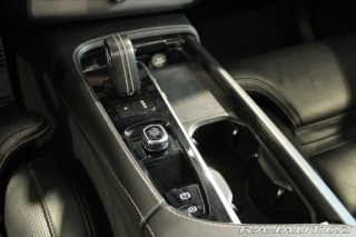 Volvo XC90 B5 AWD 7 míst/PilotAssist 2021