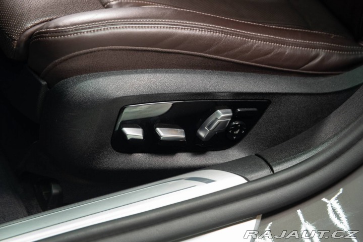 BMW 7 740d xDrive A/T 2019