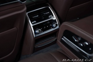 BMW 7 740d xDrive A/T 2019