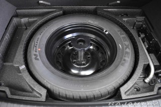 Škoda Karoq 1.6 TDI STYLE*KAMERA*ACC* 2019