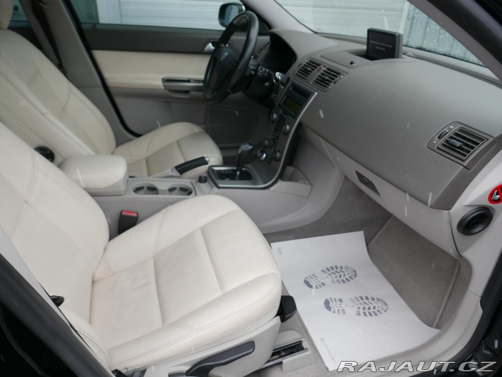 Volvo V50 2,5 T5 AWD Automat REZERV 2007