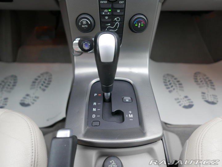 Volvo V50 2,5 T5 AWD Automat REZERV 2007