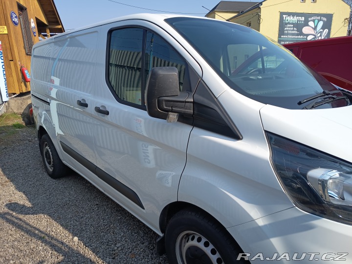 Ford Transit Custom 2,0TDCi 3-mistný 112TKM 2019