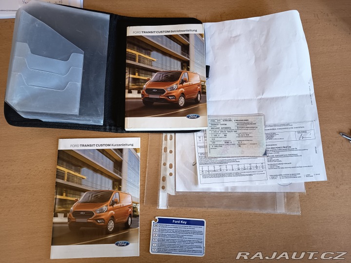 Ford Transit Custom 2,0TDCi 3-mistný 112TKM 2019
