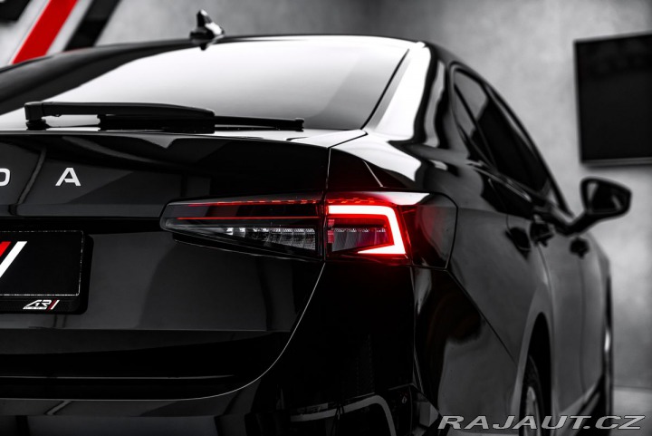 Škoda Superb 2,0 TDI DSG LED Masáž taž 2025