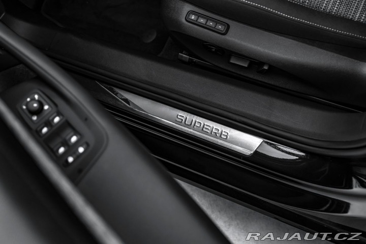 Škoda Superb 2,0 TDI DSG LED Masáž taž 2025