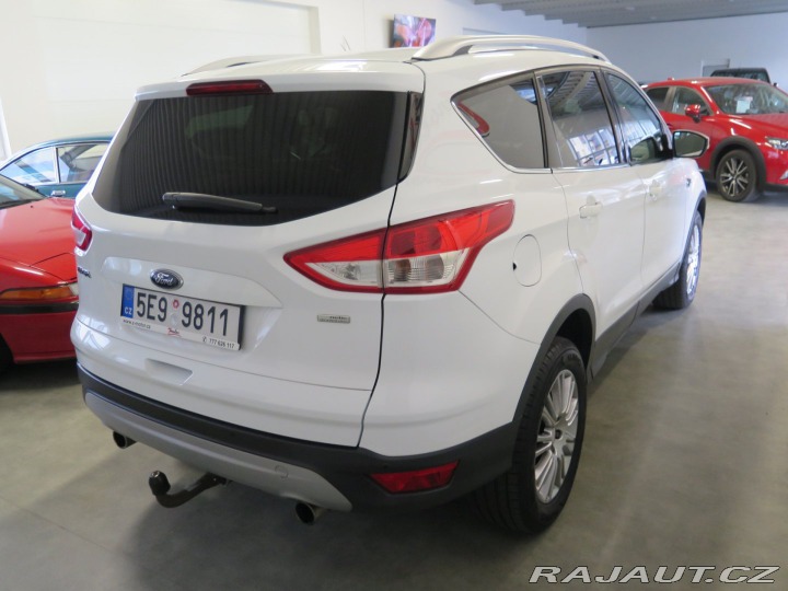 Ford Kuga 1.6 EB,klima,tažné,výhřev 2013
