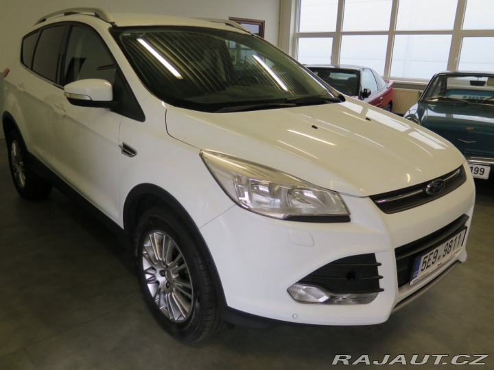 Ford Kuga 1.6 EB,klima,tažné,výhřev 2013