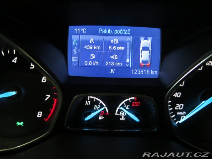 Ford Kuga 1.6 EB,klima,tažné,výhřev 2013