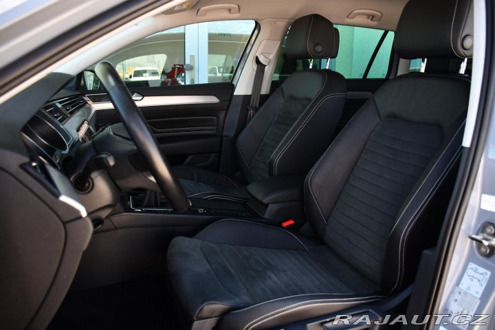 Volkswagen Passat 2.0TDi ELEGANCE KAMERA 1M 2022