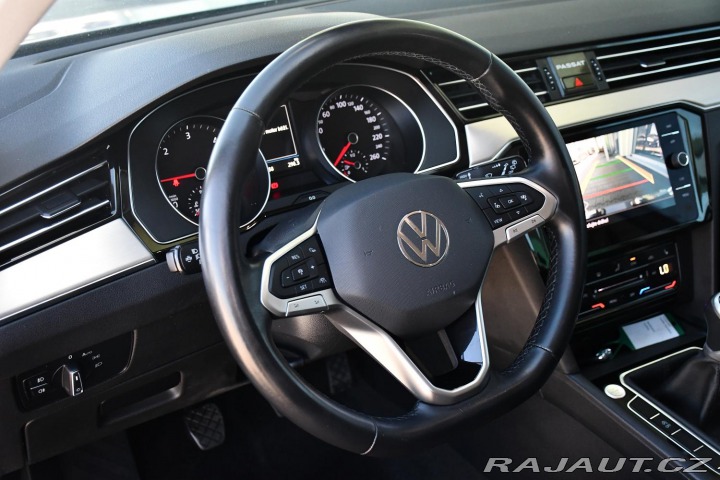 Volkswagen Passat 2.0TDi ELEGANCE KAMERA 1M 2022
