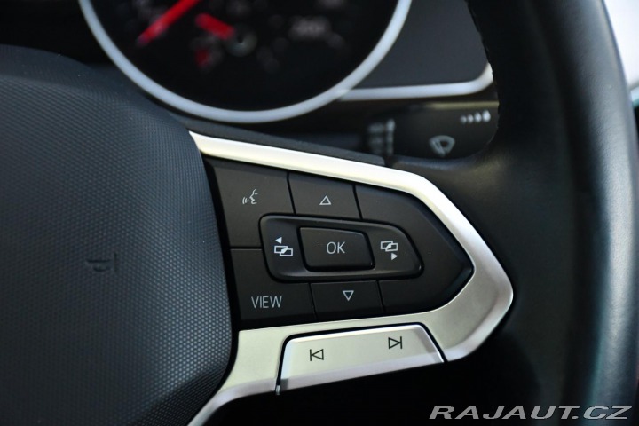 Volkswagen Passat 2.0TDi ELEGANCE KAMERA 1M 2022