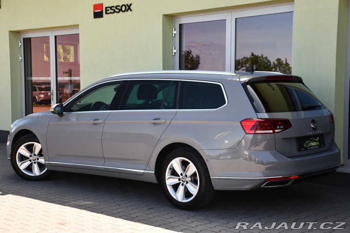 Volkswagen Passat 2.0TDi ELEGANCE KAMERA 1M 2022