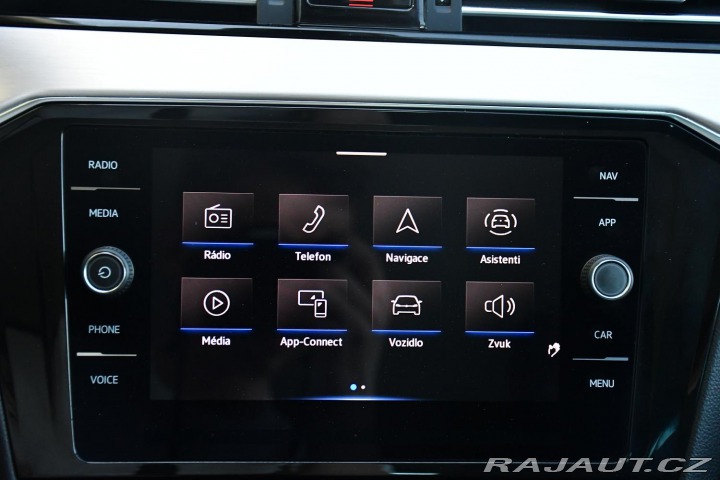 Volkswagen Passat 2.0TDi ELEGANCE KAMERA 1M 2022