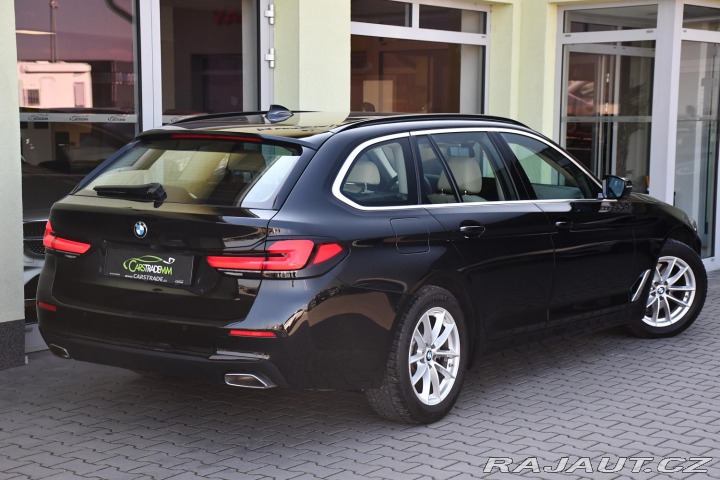 BMW 5 520i SERV.KNÍŽKA KAMERA 1 2022
