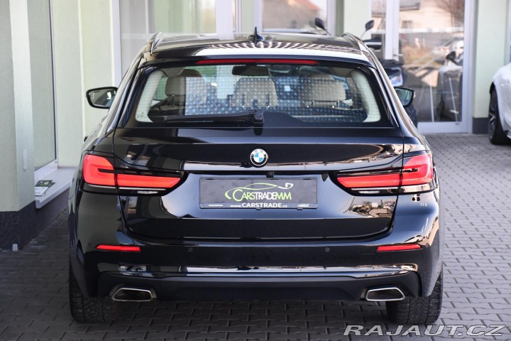 BMW 5 520i SERV.KNÍŽKA KAMERA 1 2022