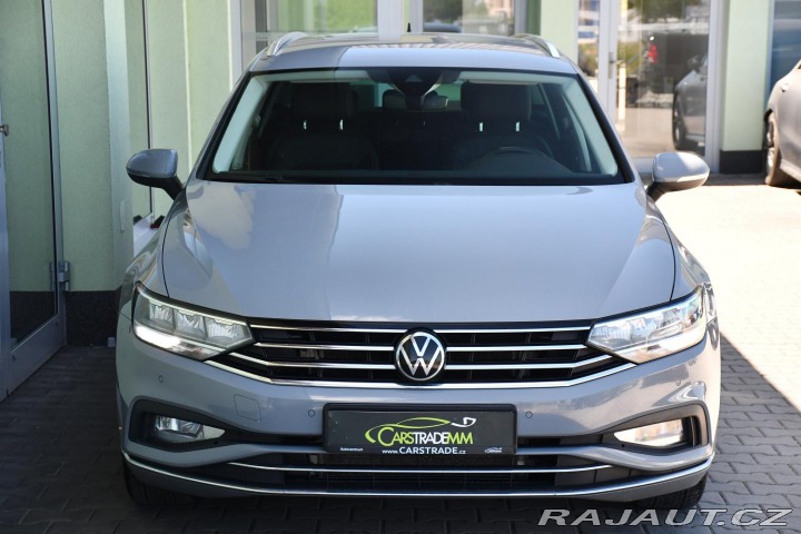 Volkswagen Passat 2.0TDi ELEGANCE KAMERA 1M 2022