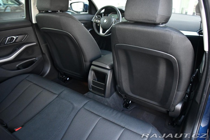 BMW 3 318d SERV.KNÍŽKA REZERVAC 2022