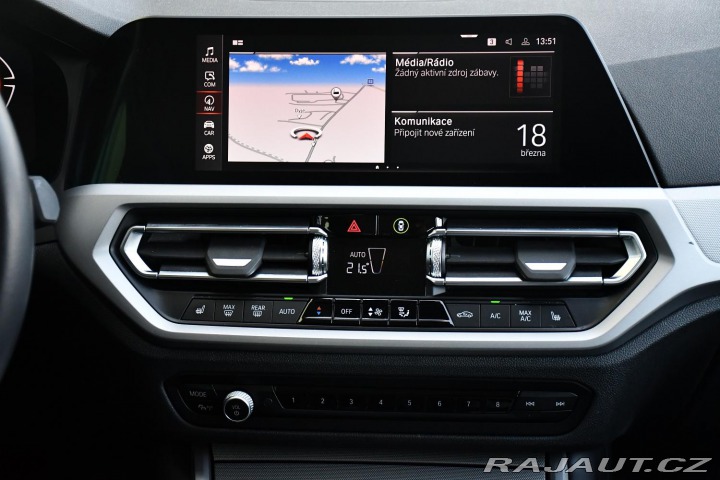 BMW 3 318d SERV.KNÍŽKA 1M ČR 2022